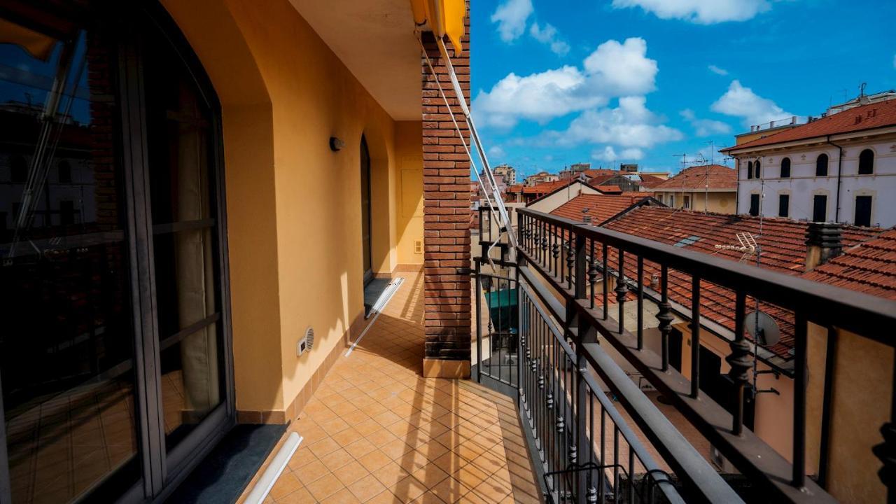 Appartamento Italianway - Dei Mille 31 Albenga Esterno foto